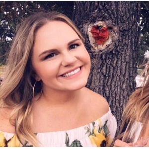 Meet your Posher, Kaitlyn